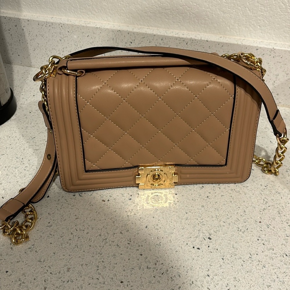 Nude chain crossbody
